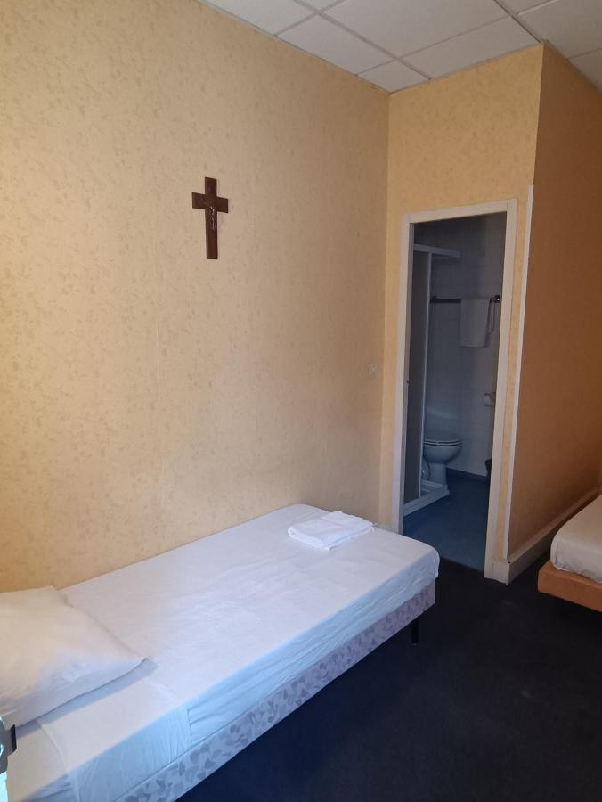Chez Marie Et Didier 1 Minute A Pied Du Sanctuaire De * Lourdes